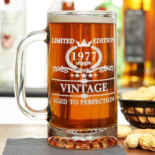 Cuptify 46th Doğum Günü Vintage 46 Yaşında Kurulan 1977 Kazınmış 16 oz Cam bira kupası içme bardakları Erkekler ve